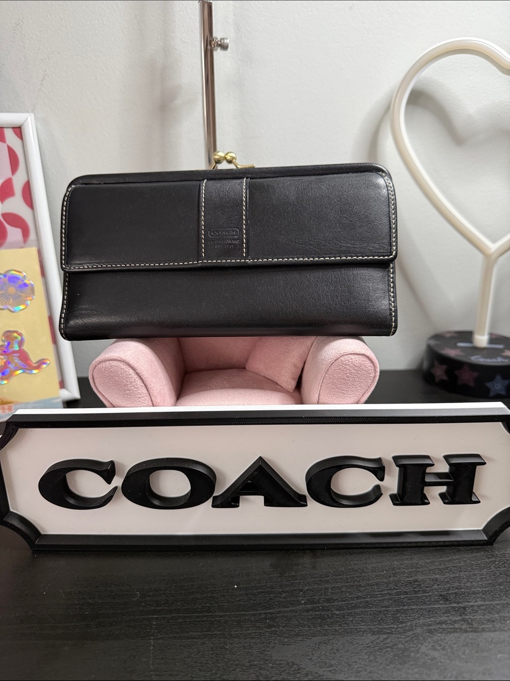 Coach Vintage Hamptons Black Leather Long Wallet with Kiss-Lock Accent